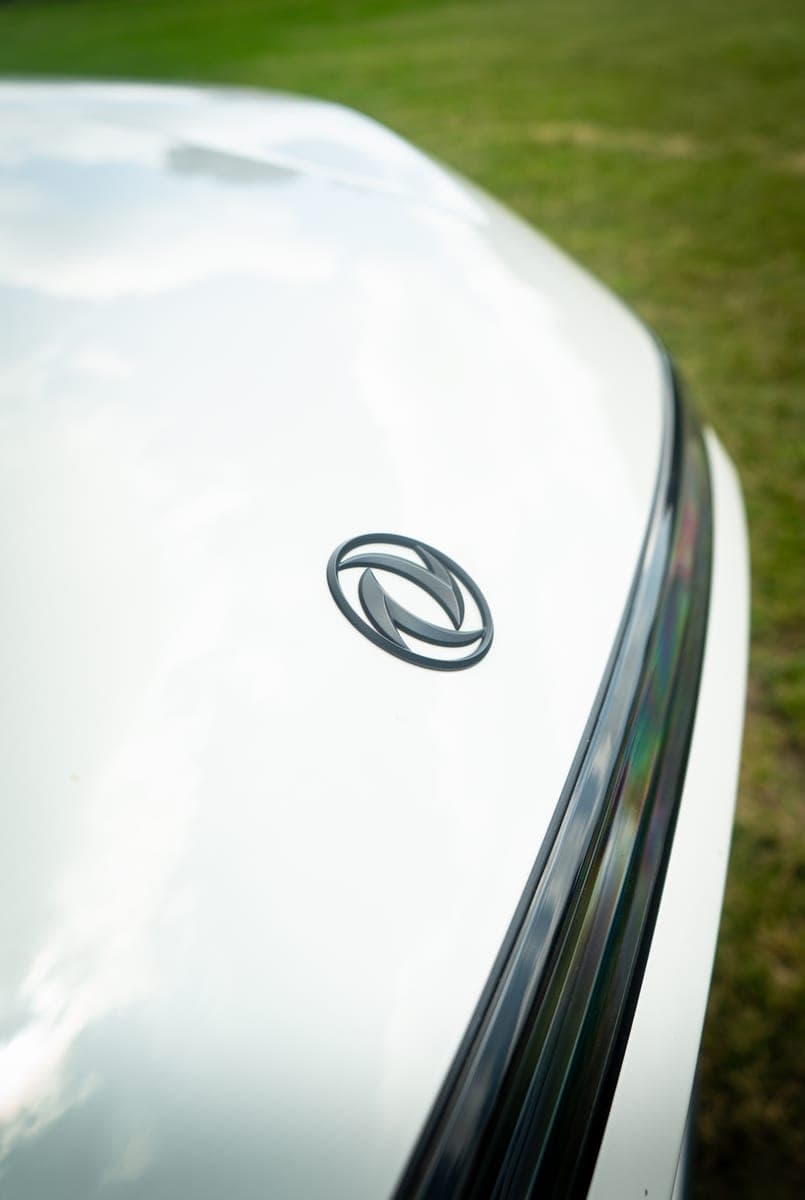 Dongfeng 06 — detail shot, South African setting