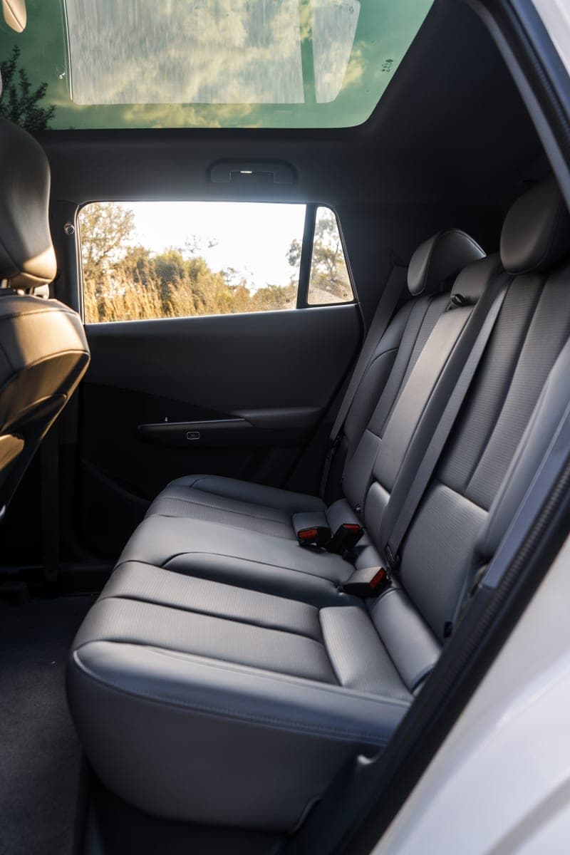 Dongfeng 06 — interior detail