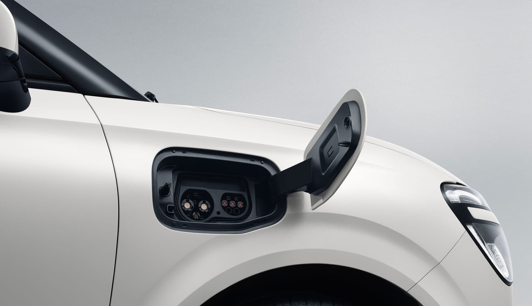 Dongfeng BOX — charging port detail